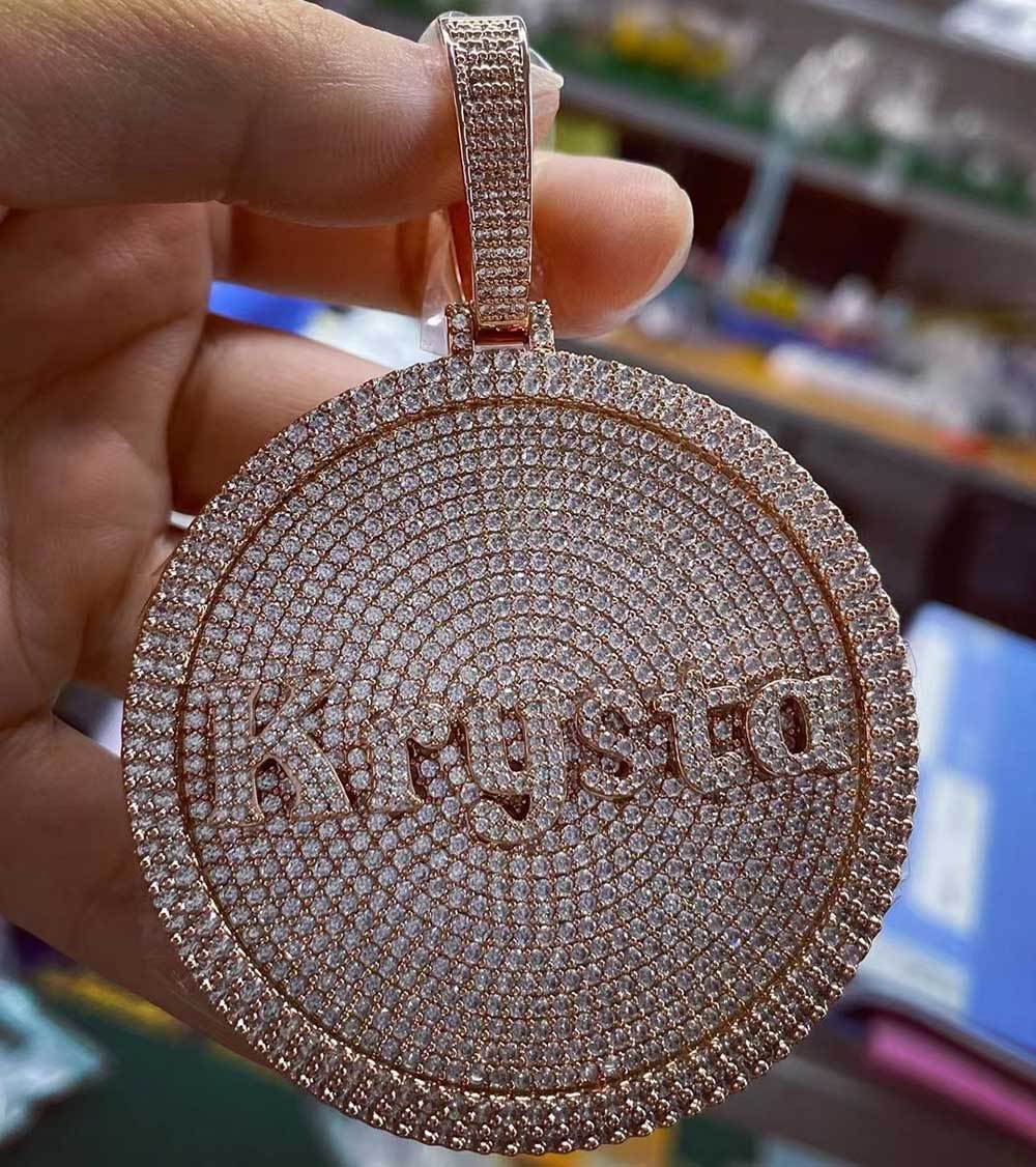 GUBANLINK 60MM Customized Letter Necklace 3D Large Disc Gubanlink