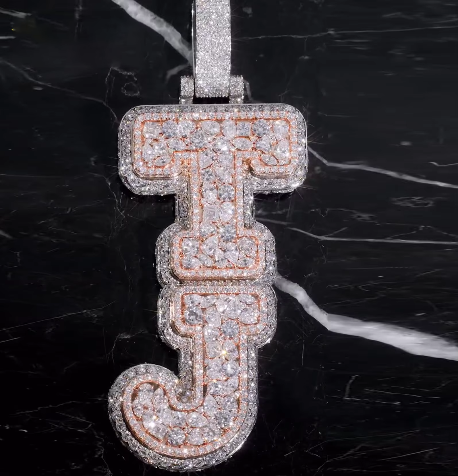 Customized personal rapper 3D jewelry 925 full ice crystal moissanite letter pendant Gubanlink