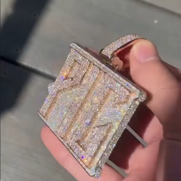 Bling Sparkle Name Letter Necklace Pendant Custom Iced Out Personal Design VVS Moissanite Pendant Hip Hop Jewelry Gubanlink