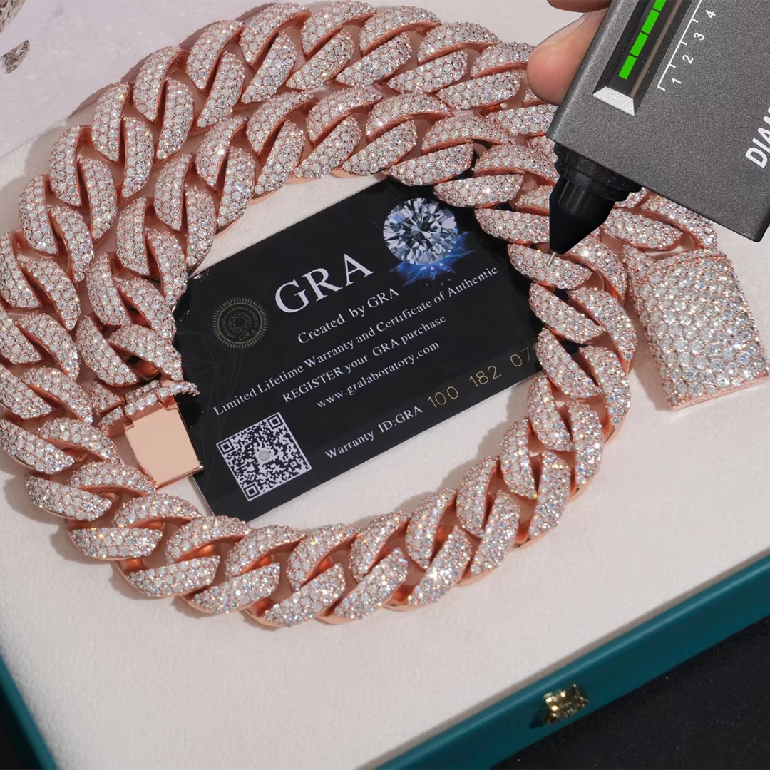 Diamond Cuban Link Chain Iced Out VVS Moissanite Diamond Sterling Silver 925 Hip Hop Miami Cuban Link Chain Necklace