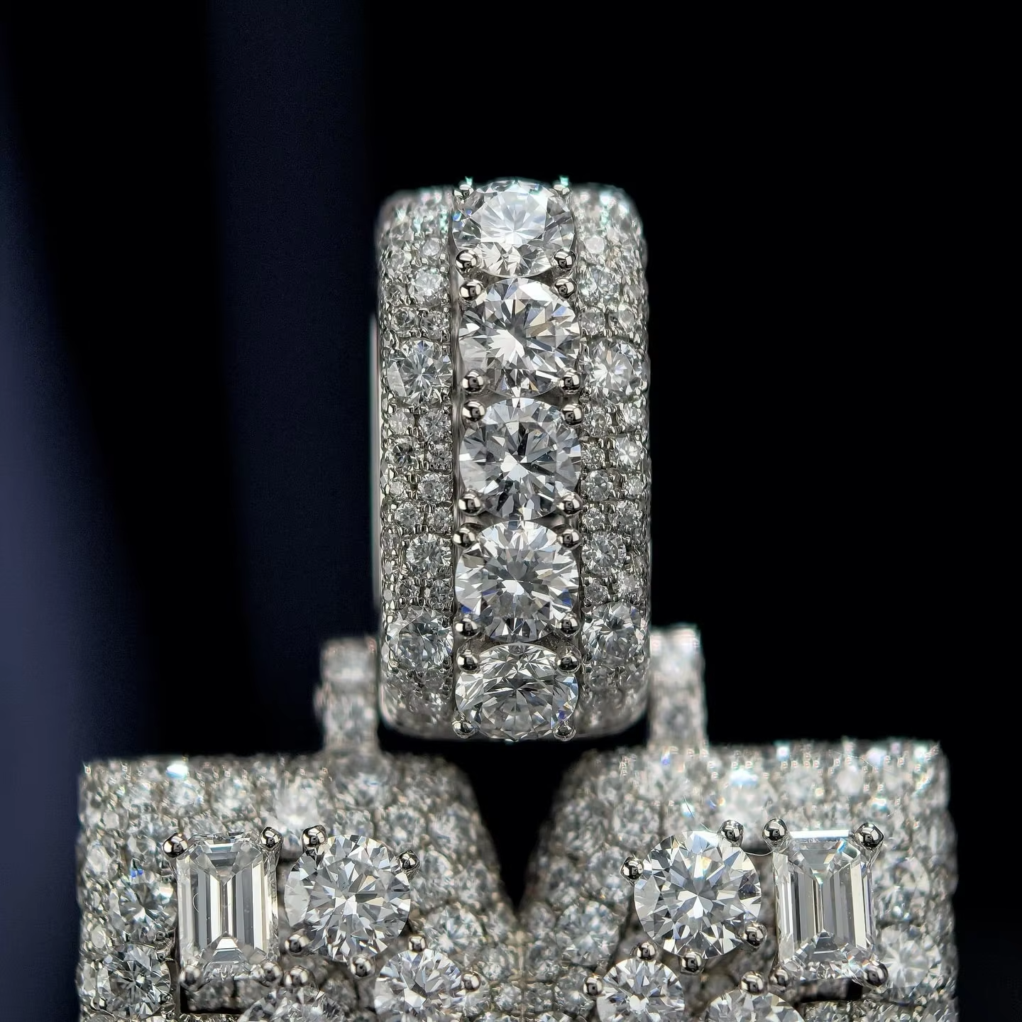 Icy Crystal Custom High Fancy Cut Silver and Moissanite Letter Pendant Gubanlink