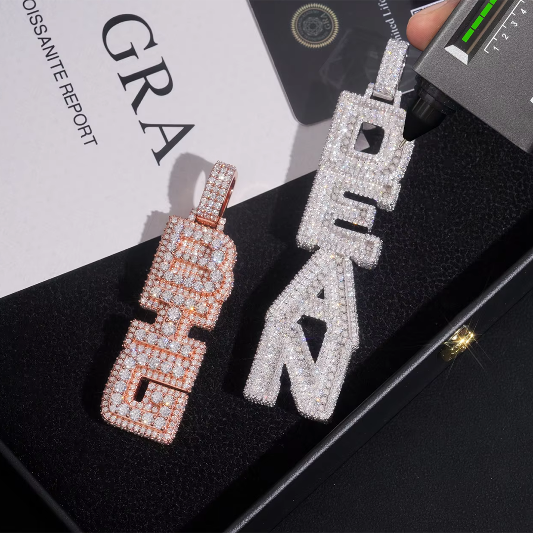 Custom Silver Fully Iced VVS Moissanite Rapper Letter Pendant Gubanlink