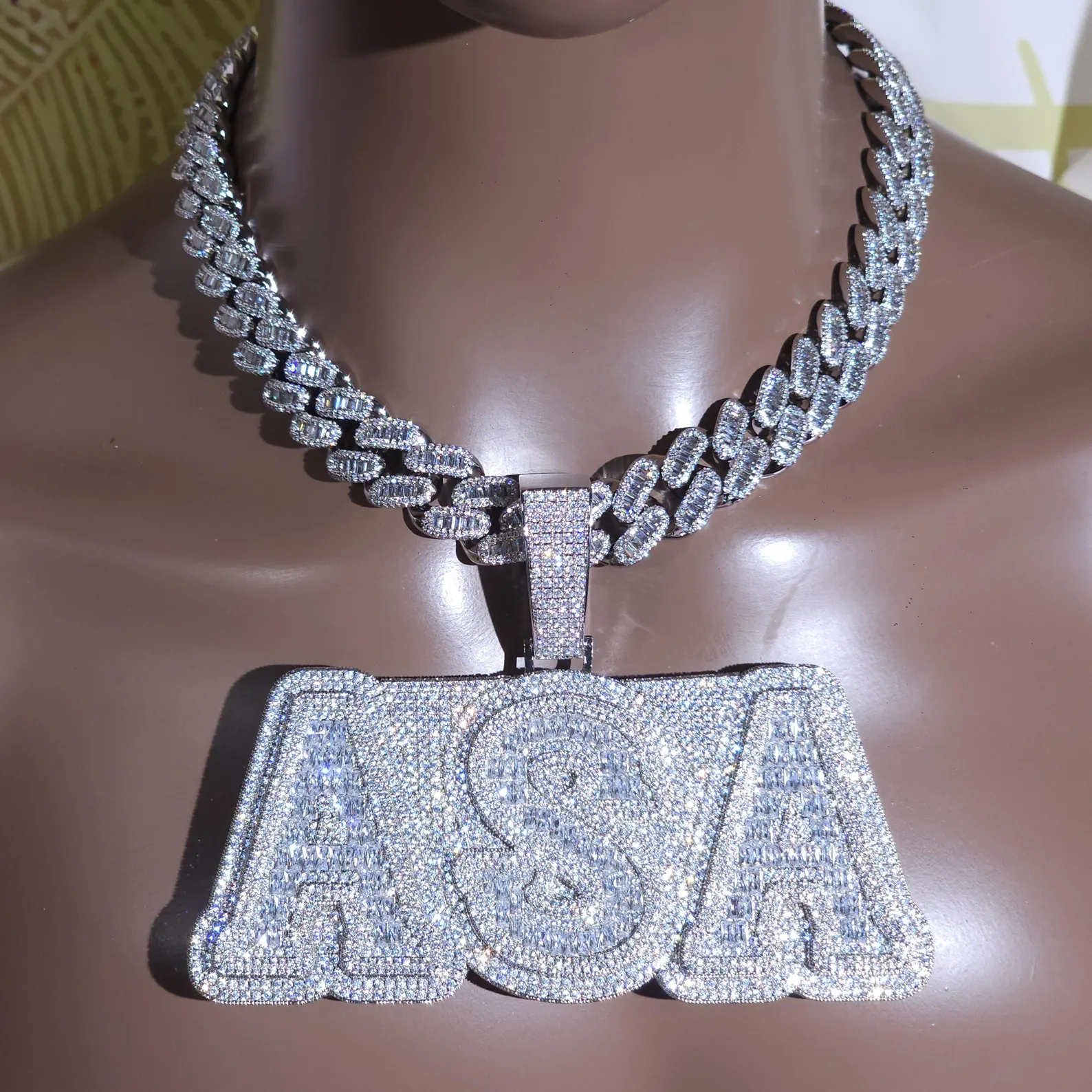 Custom Square and Round Silver Moissanite Letter Pendants Gubanlink
