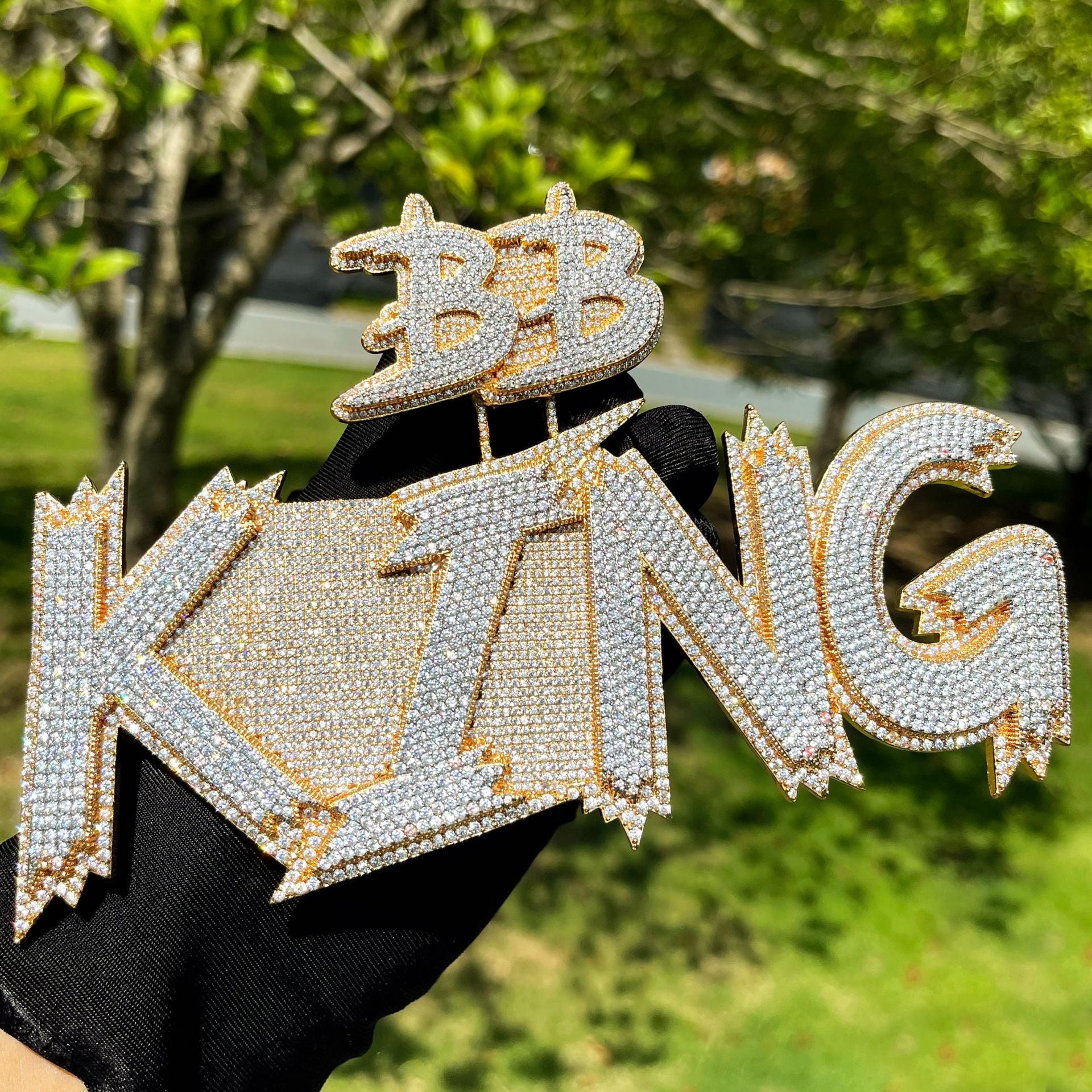 Iced Graffiti Letters Hip Hop Custom Made Nameplate Hip Hop Pendant