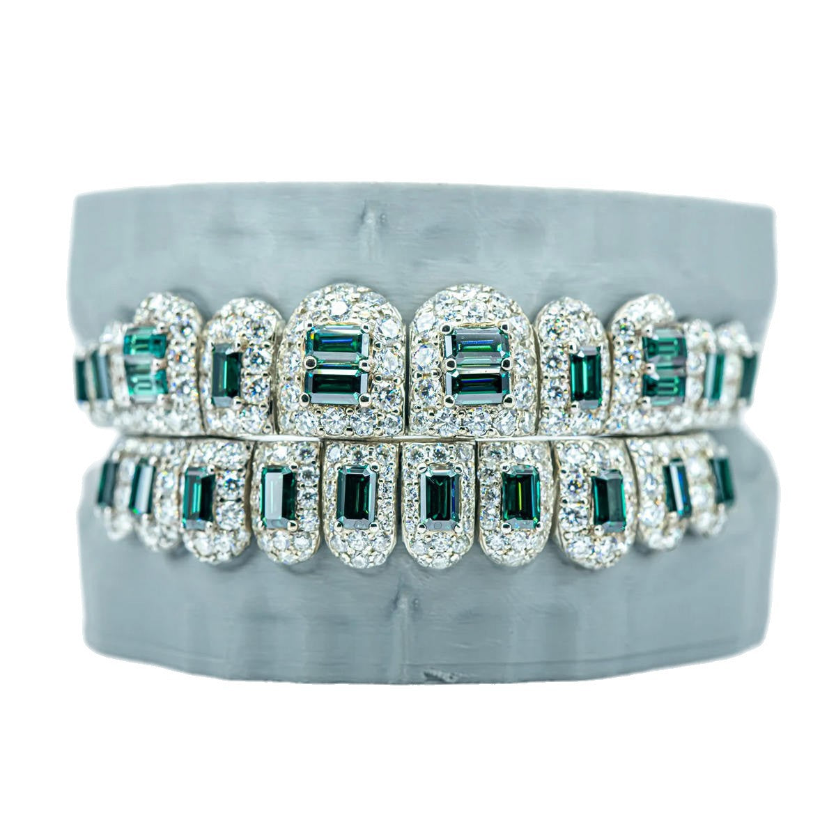 10 on 10 Emerald S925  Moissanite Diamond Grillz Gubanlink