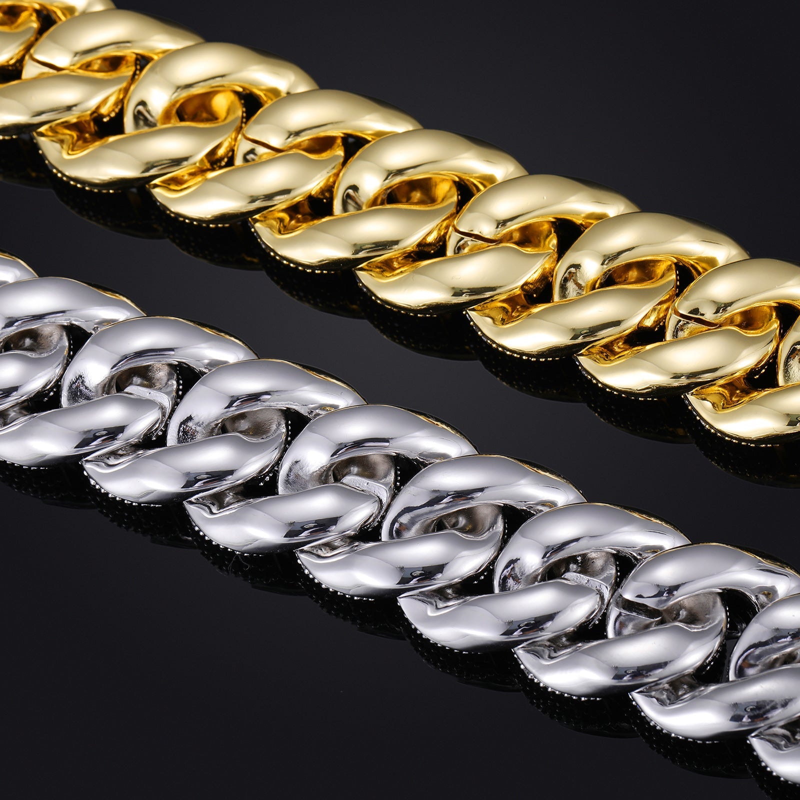 20MM   Chunky Iced out Cuban Link Chain Thegoldlinks