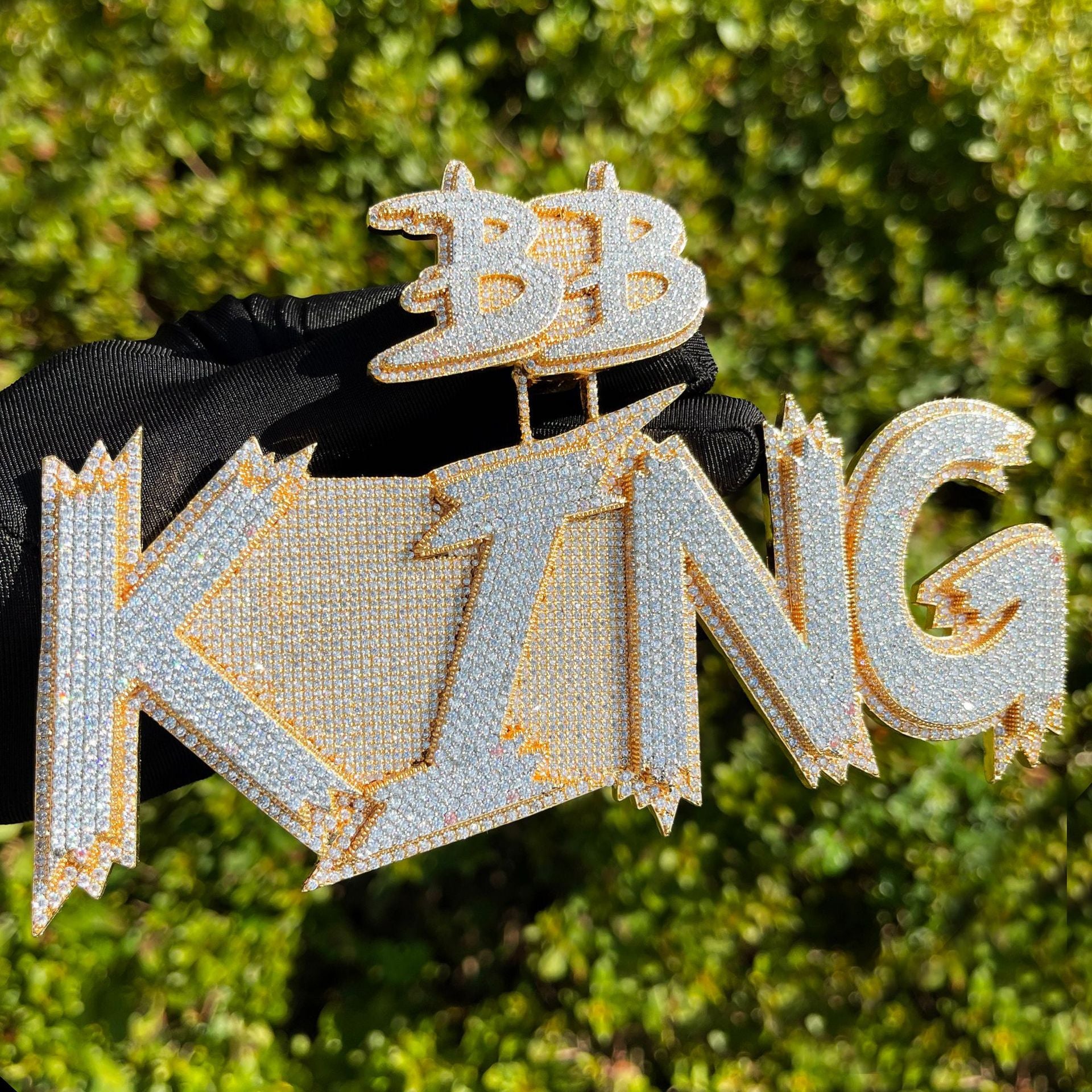 Iced Graffiti Letters Hip Hop Custom Made Nameplate Hip Hop Pendant