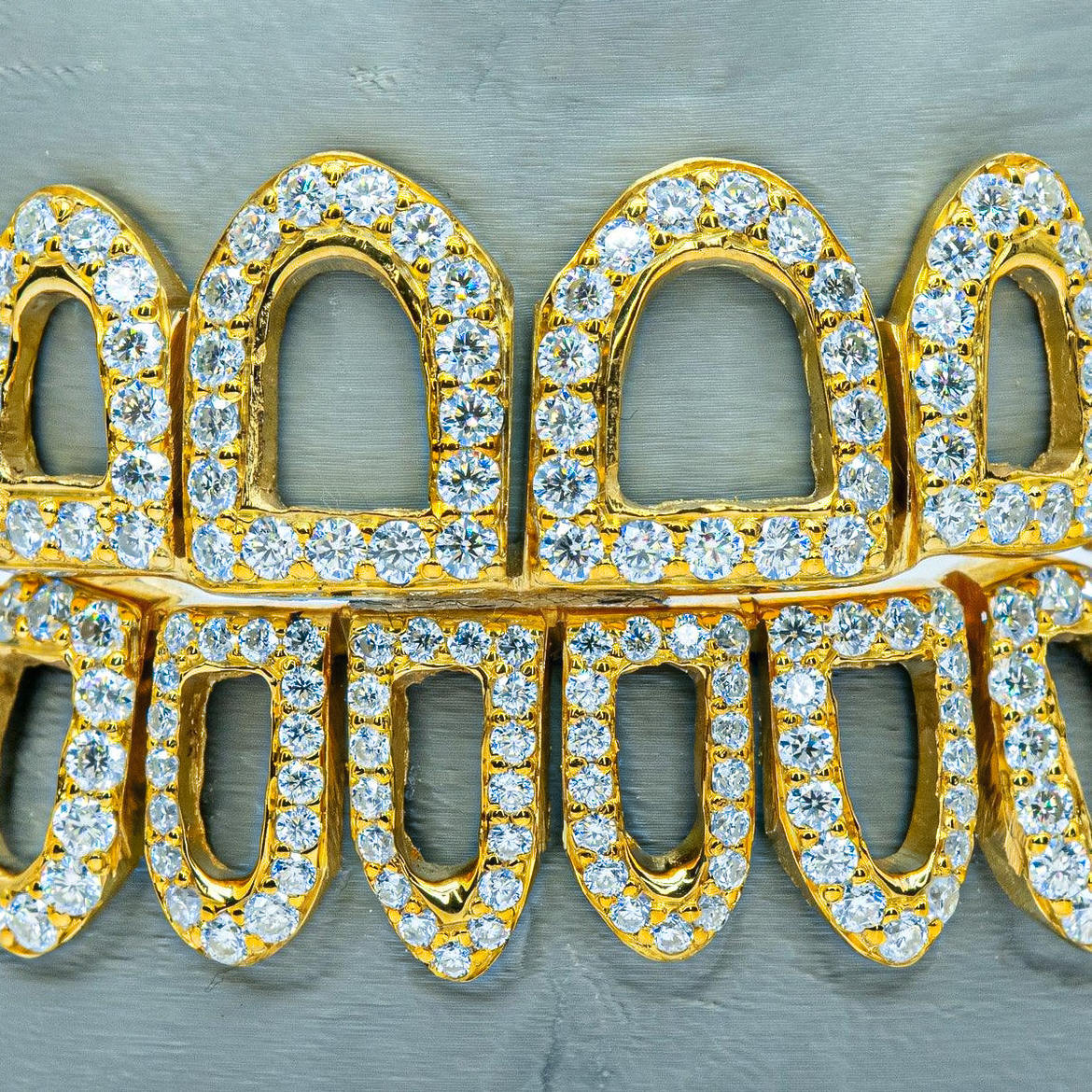 10 on 10  S925 F VSS  Moissanite Diamond Hollowing Out Grillz Gubanlink
