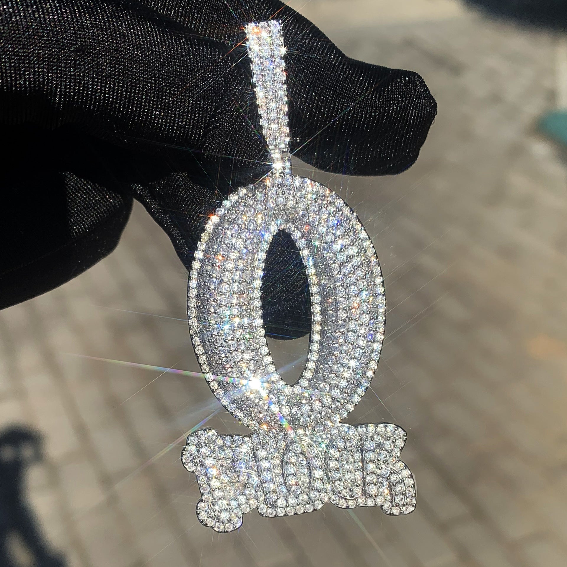 O-shaped BLOCK Silver Moissanite Pendant Gubanlink