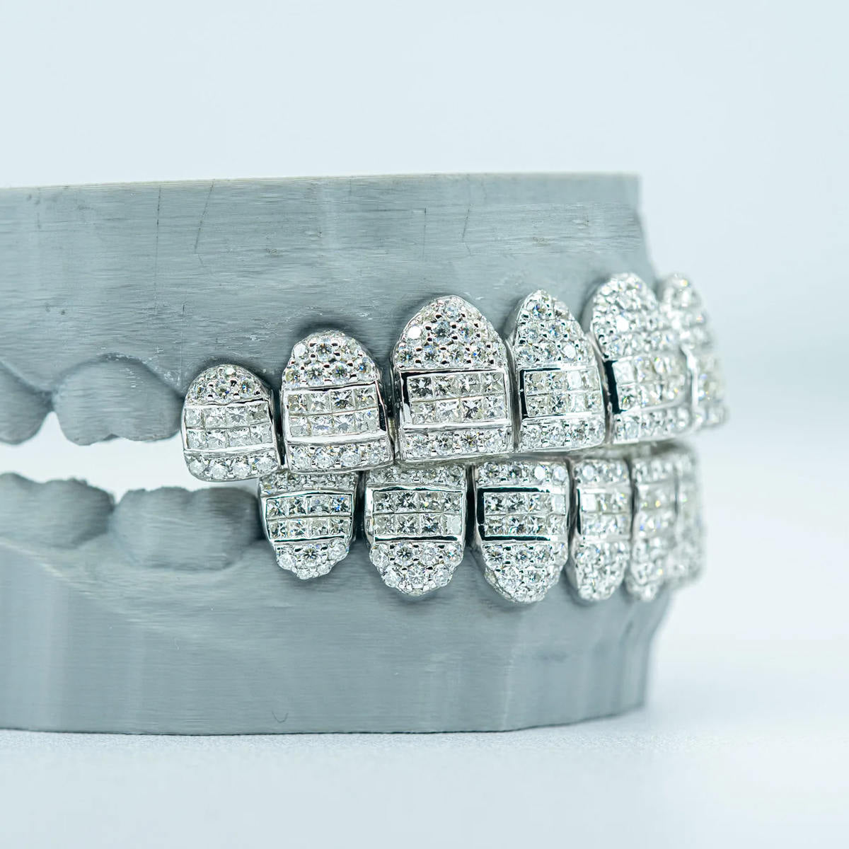 10 on 10 Hybrid 10k White Gold Moissanite Diamond Grillz Gubanlink