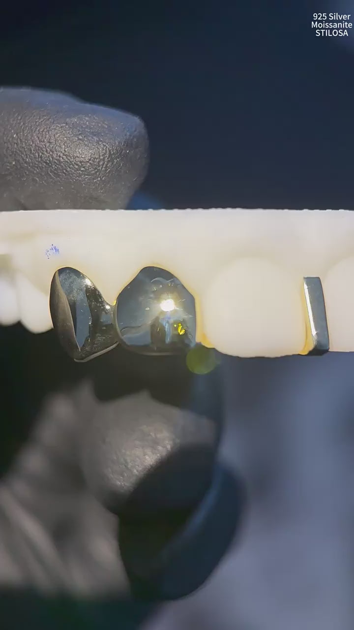 Smooth Scorpion Carved Teeth Grillz