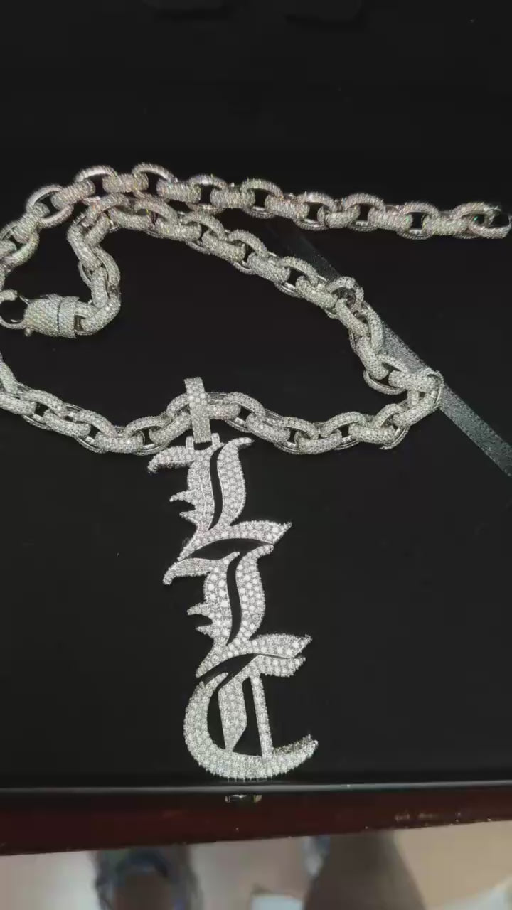 Custom 925 full ice crystal moissanite letter name pendant