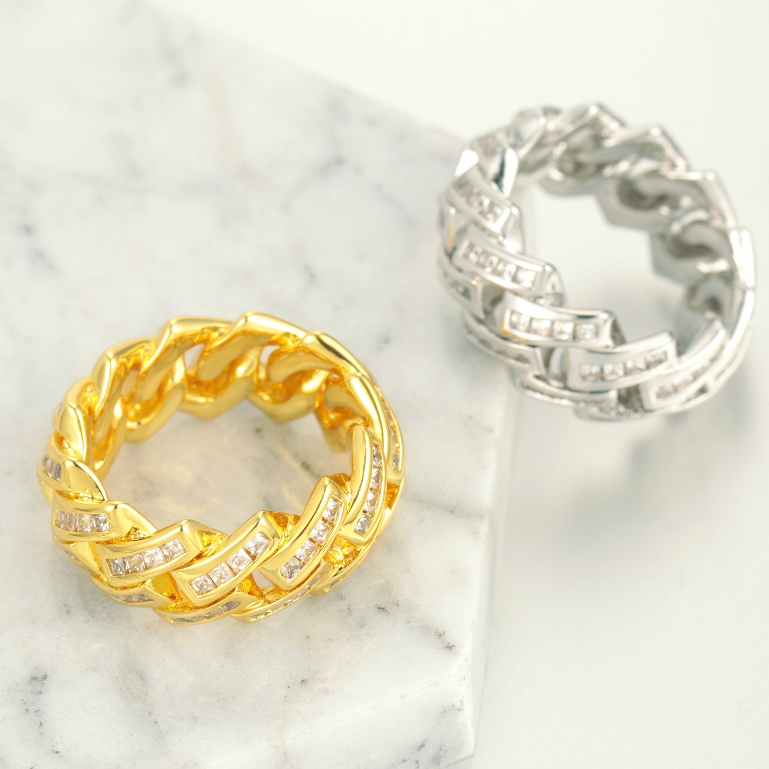 Iced Cuban Link Ring 18K/ White Gold Plated Thegoldlinks