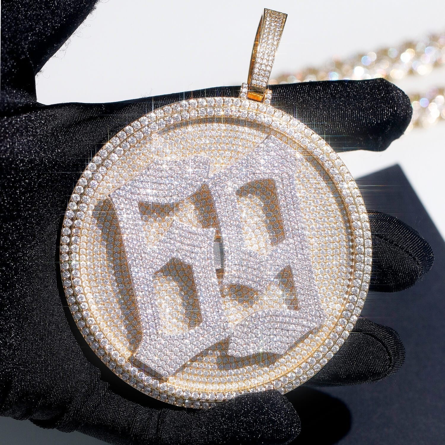 Rotatable 3D large disc customized  number pendant