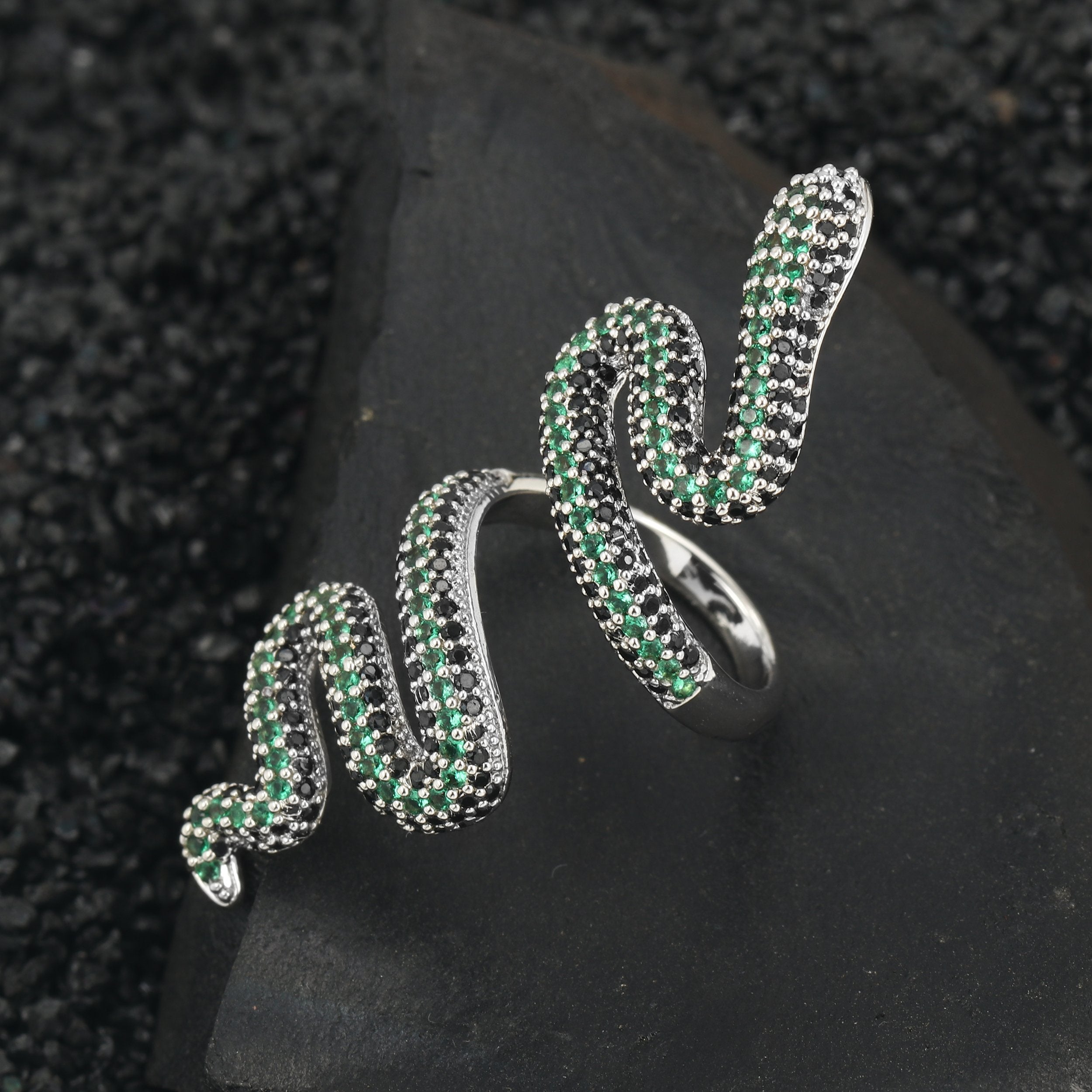 18K/White Gold Iced Snake Ring Thegoldlinks